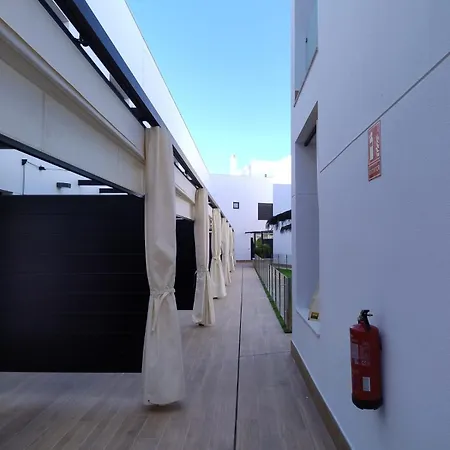 Amanecer Apartment *